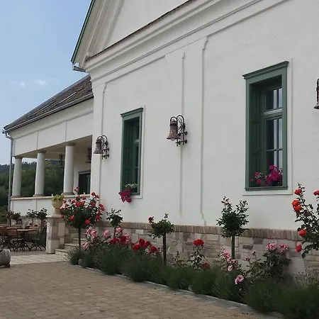 게스트하우스 Takler Kuria Szekszárd