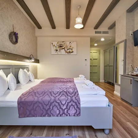 Takler Kuria Szekszárd