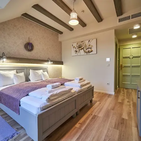 Takler Kuria Maison d'hôtes 4*