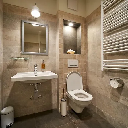 게스트하우스 Takler Kuria Szekszárd