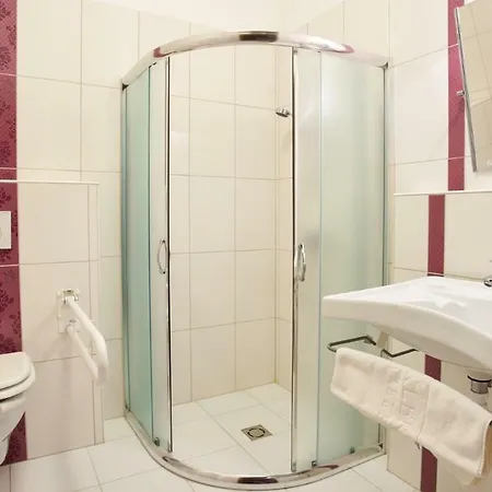 Takler Kuria Szekszárd